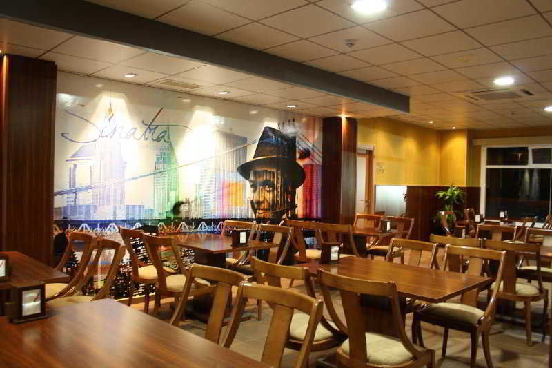 Hotel Acosta Ciudad De La Musica Villafranca de los Barros Extérieur photo