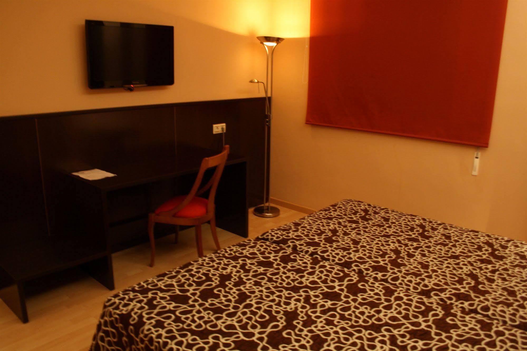 Hotel Acosta Ciudad De La Musica Villafranca de los Barros Extérieur photo