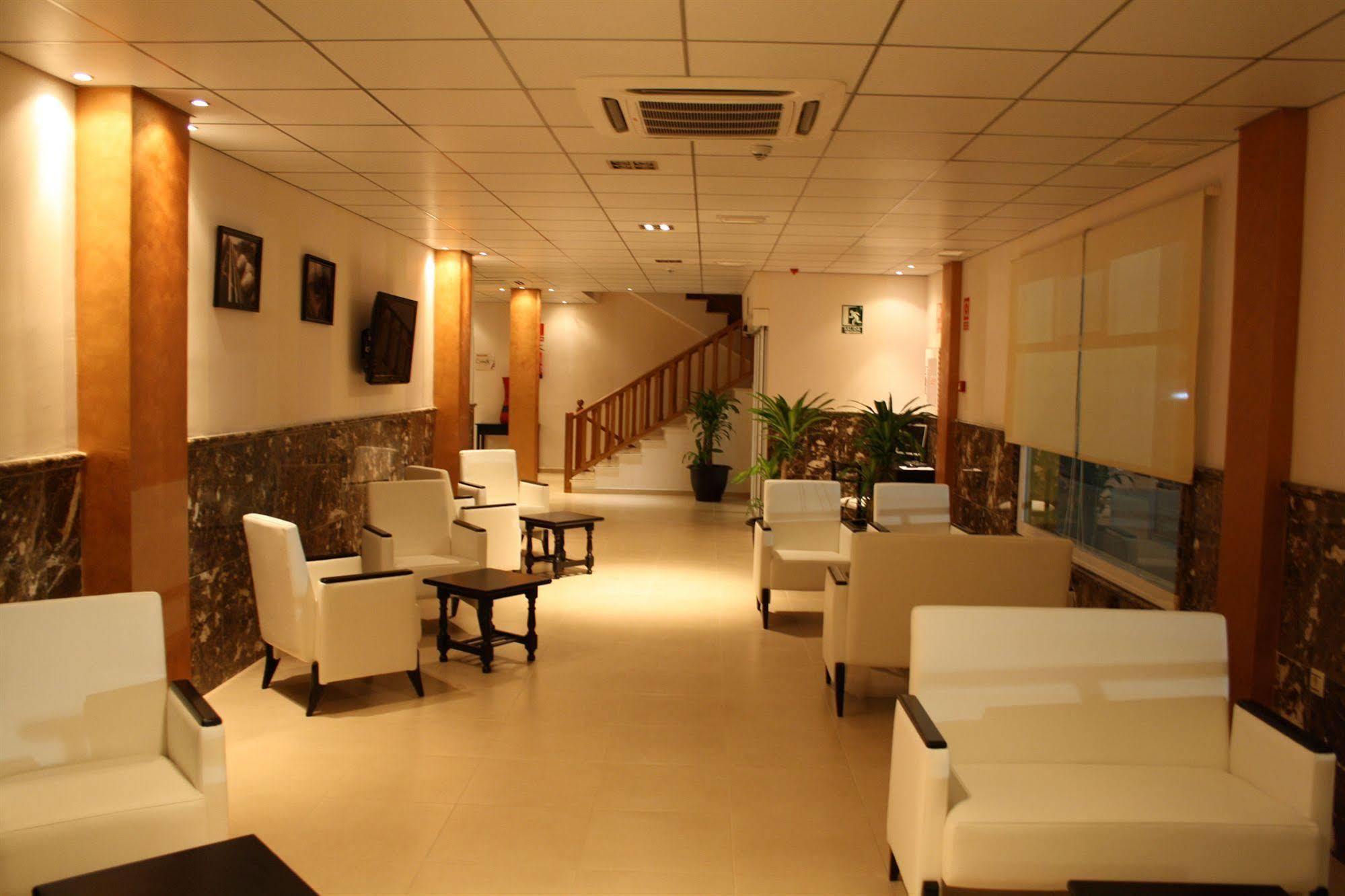 Hotel Acosta Ciudad De La Musica Villafranca de los Barros Extérieur photo